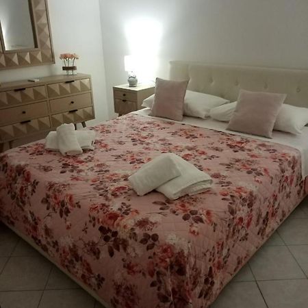 Plebiscito Home Neapel Exteriör bild